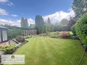 Beautiful Garden- click for photo gallery